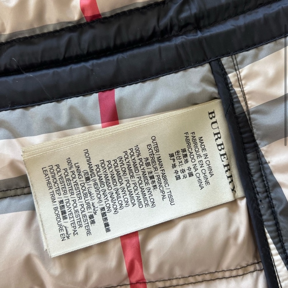 Burberry Brit Black Quilted Vest for Women - New without tags - Picture 2 of 6